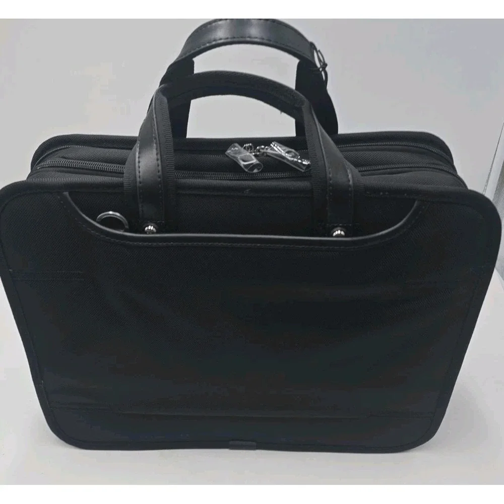 Travelpro Platinum Elite Black Business Briefcase Laptop Bag Carry-On Travel NWT